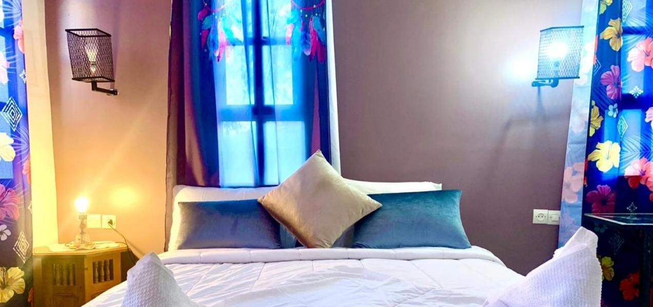 AUBERGE DE LA RIVIÈRE Du DADÈS Boumalne Esterno foto