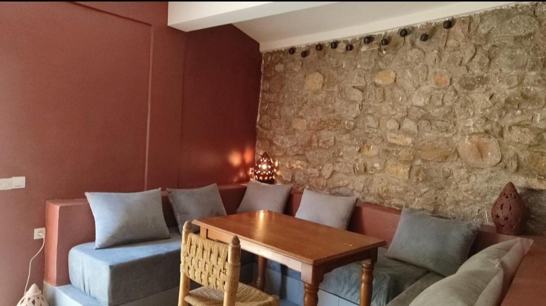 AUBERGE DE LA RIVIÈRE Du DADÈS Boumalne Esterno foto