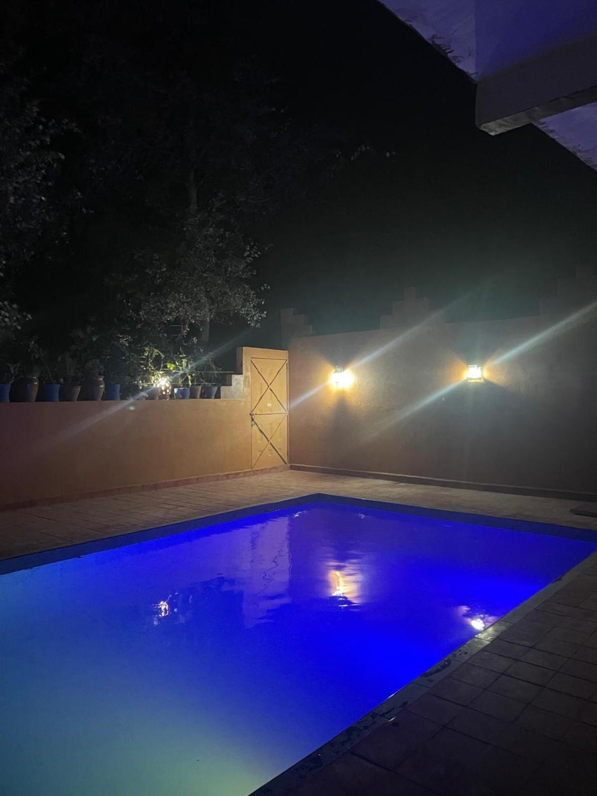 AUBERGE DE LA RIVIÈRE Du DADÈS Boumalne Esterno foto