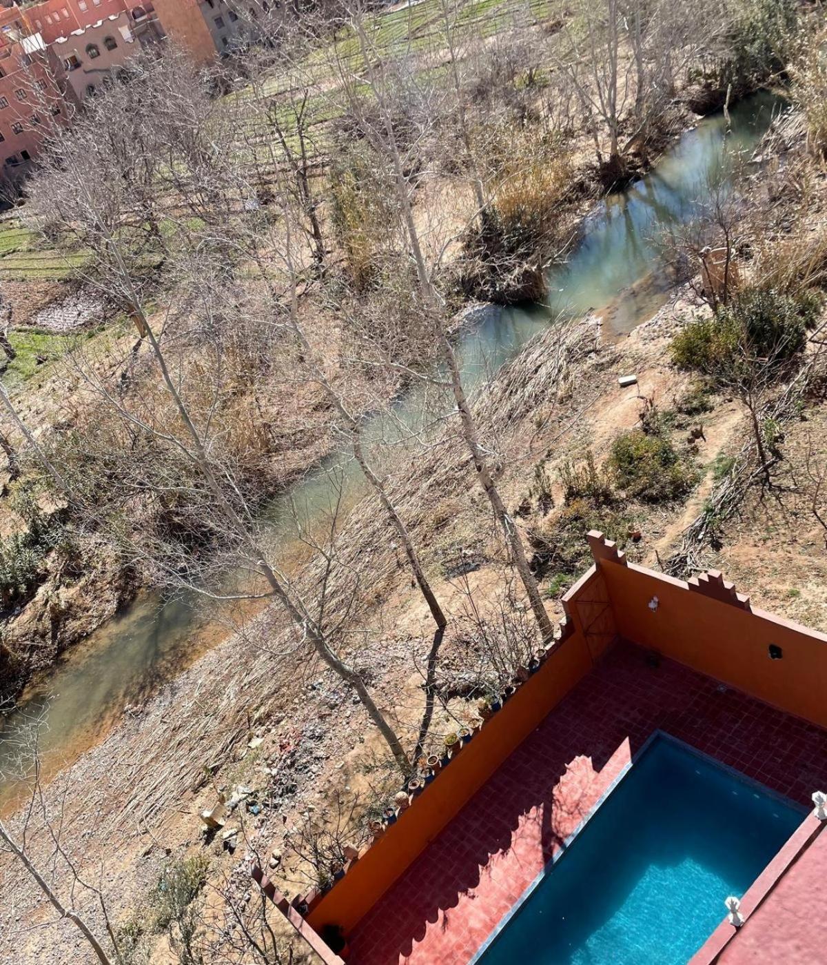 AUBERGE DE LA RIVIÈRE Du DADÈS Boumalne Esterno foto